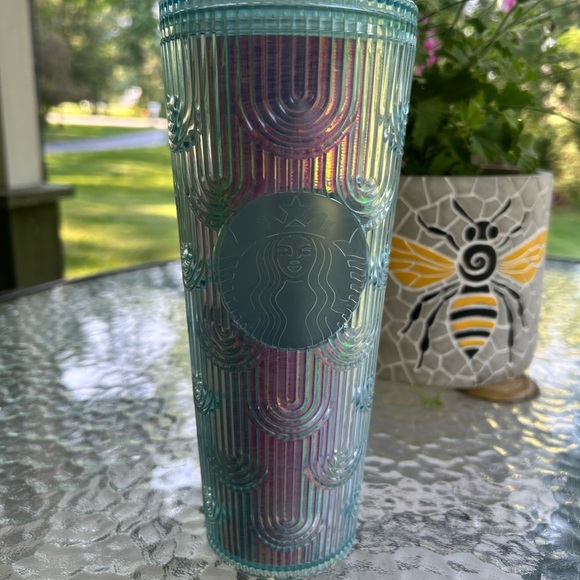 Starbucks iridescent plastic 24 oz Reflective Tumbler - Picture 2 of 4